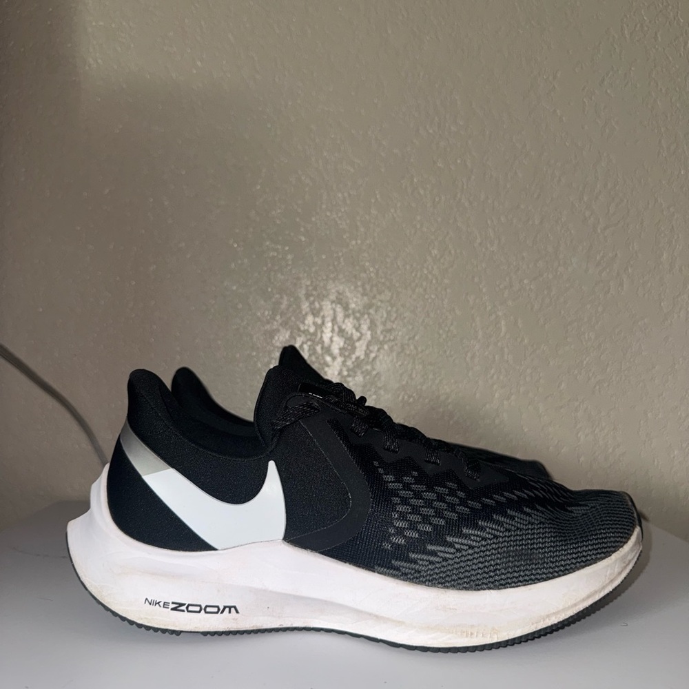 Nike Black and White Athletic Shoes with Breathable Knit Design
